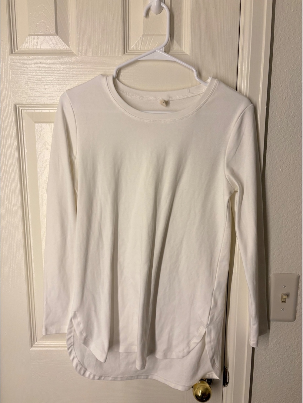 Herou Women's Long Sleeve White T-Shirt Size S